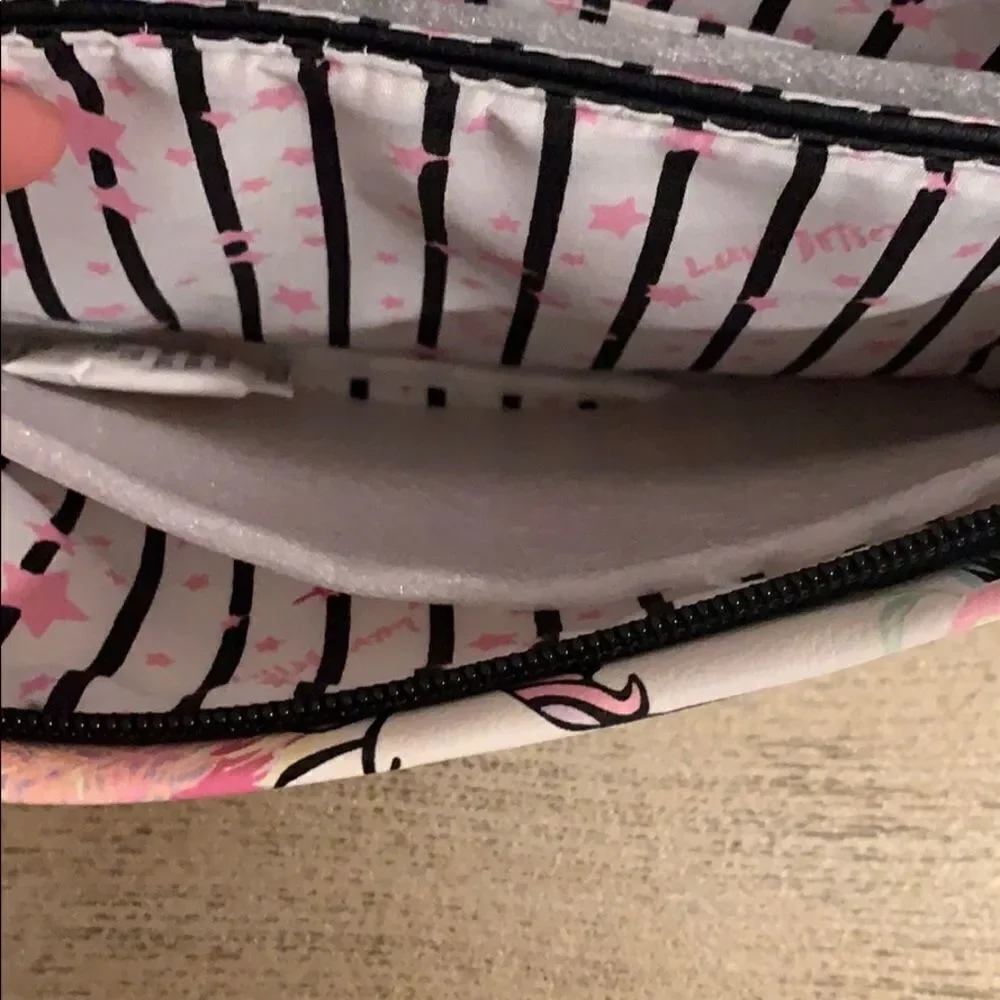 🎉last price 🎉Unicorn Wristlet zipper clutch